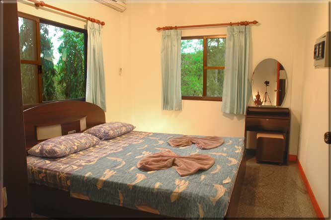 Luxurious, yet affordable, rooms and apartments near Yanui and Rawai beach, Phuket